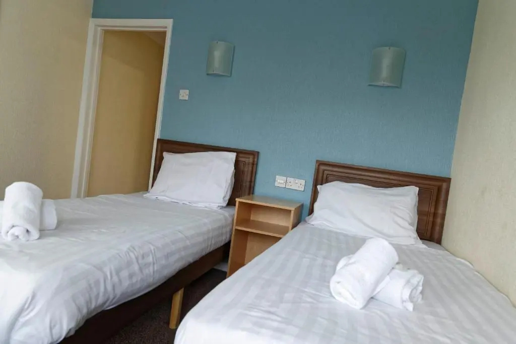 Sand Bay Holiday Village - Chambres