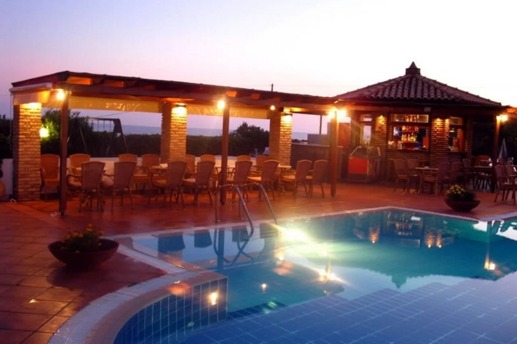 Oasis Hotel 3 * Oasis Hotel 3 *
