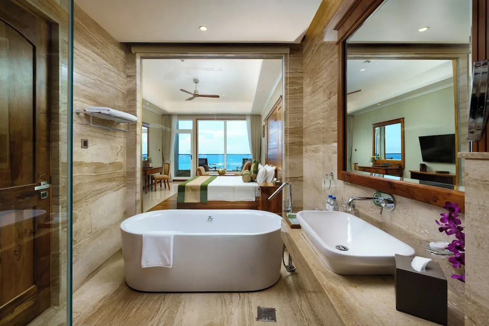 Araliya Beach Resort & Spa Unawatuna