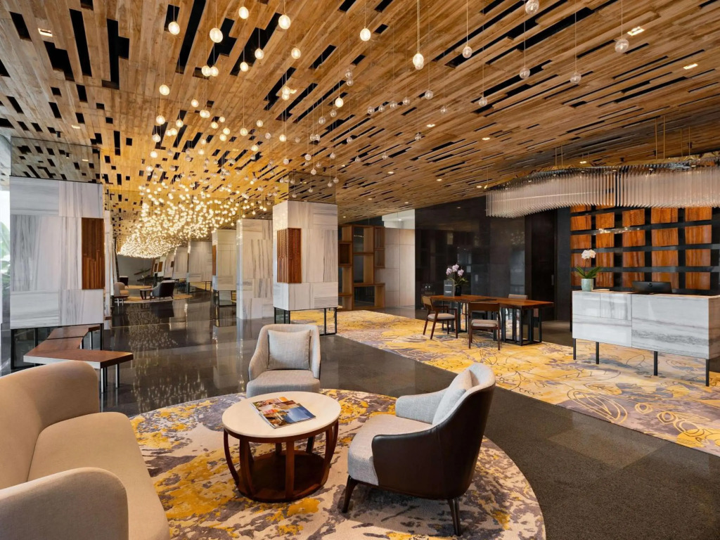 Mövenpick Hotel Jakarta City Centre - фото 2