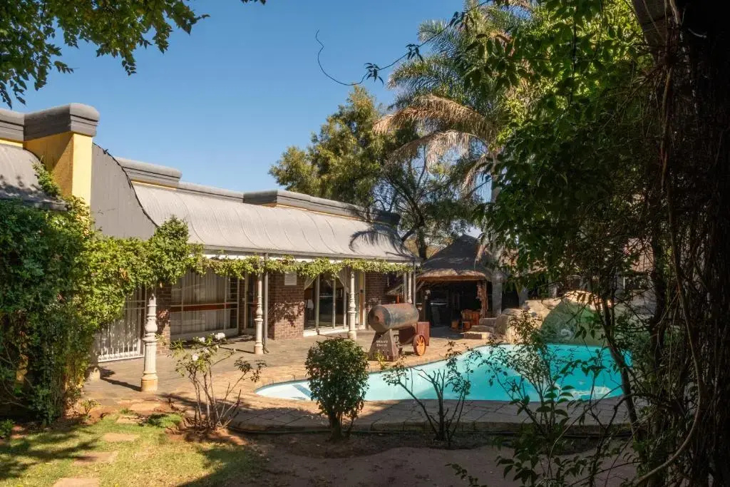 Borisimo's Guest House Alberton