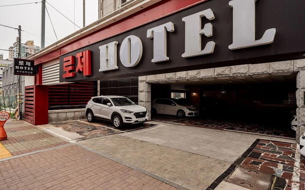 Suwon Rose Hotel