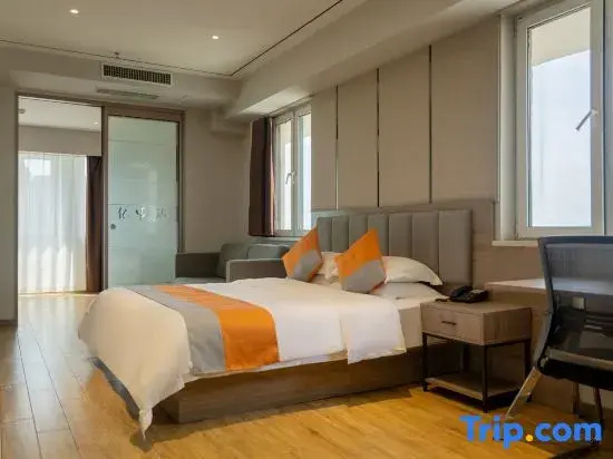 Bed in Dorm