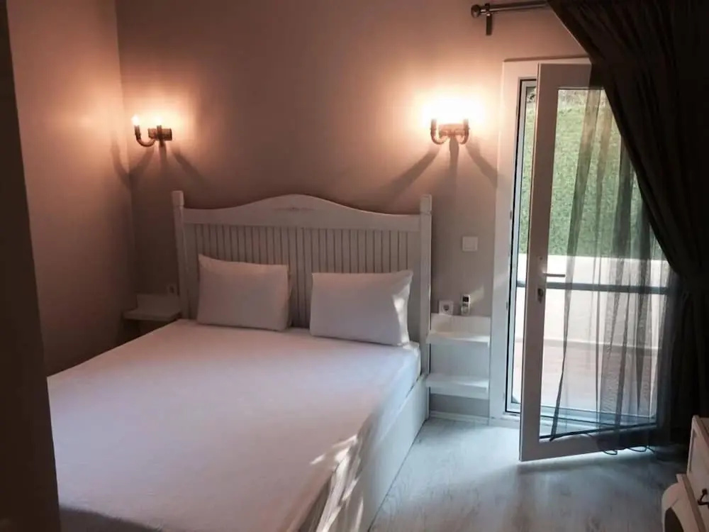 Erythros Boutique Hotel - Chambres