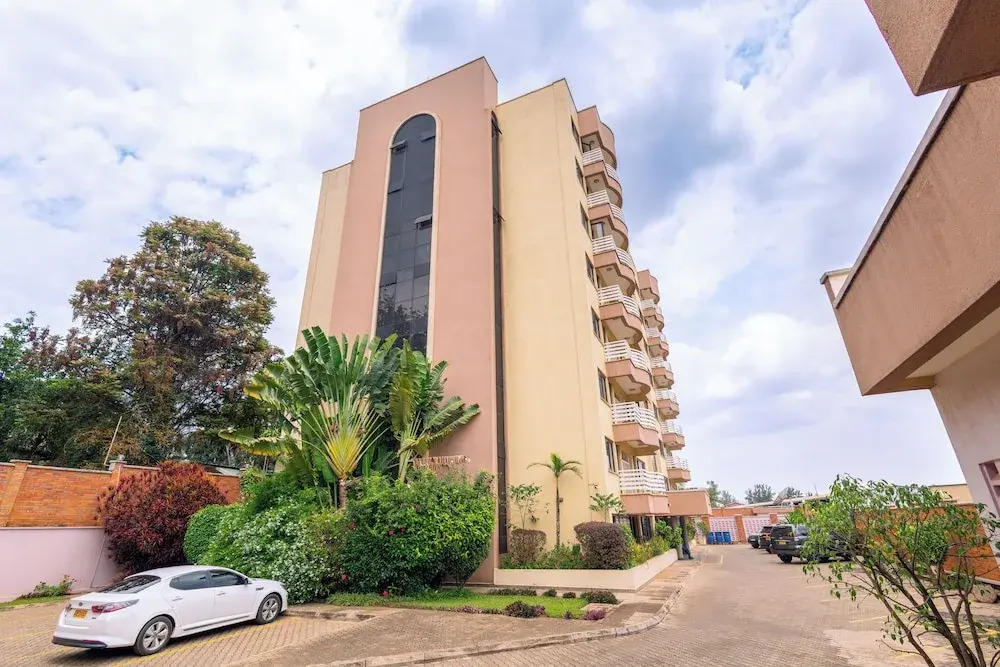 Altis Apartments — фото