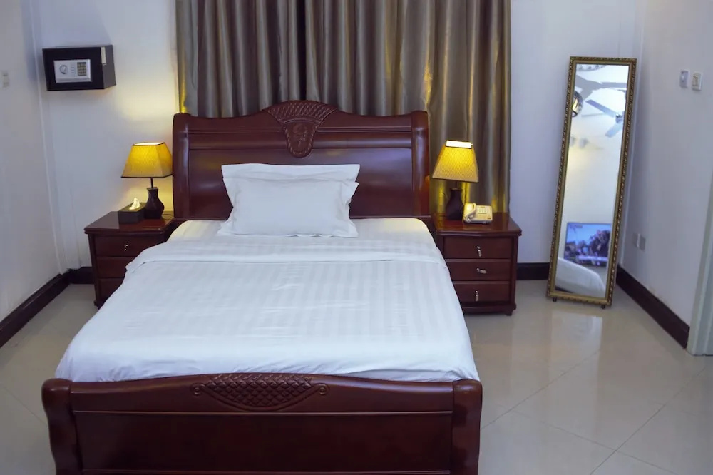 Kingsbridge Royale Hotel - Chambres