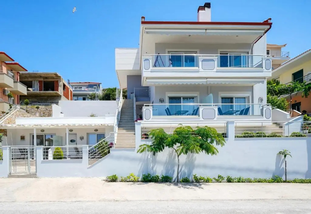 Tarsa's House by the Sea