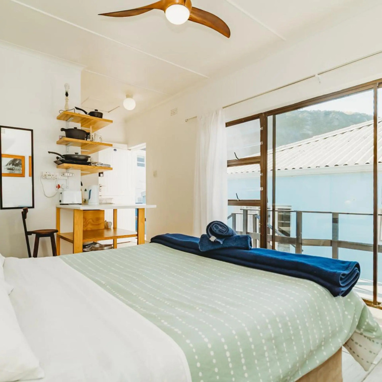 Silver Spray Beach Accommodation — 2