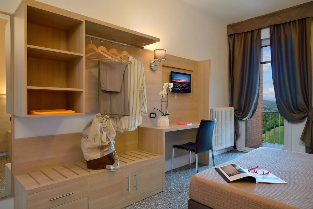 Hotel Piero Della Francesca - Général