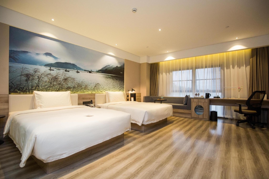 Atour Hotel Hefei Binhu Weizhou Avenue
