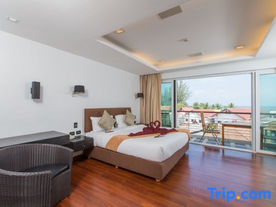 The Palms, Kamala Beach