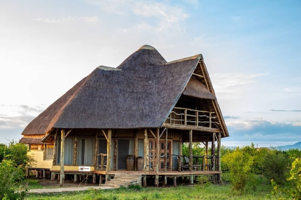 Aardvark Safari Lodge