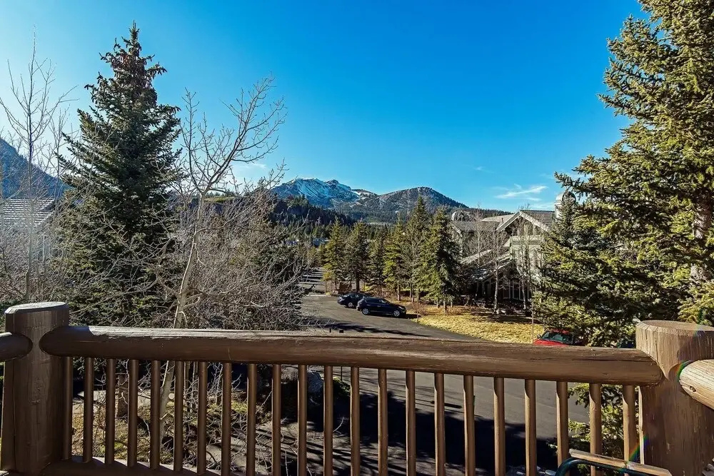 Snowcreek #936 (Phase 5) - 3 Br Condo