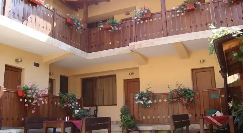 Kadeva House - Général
