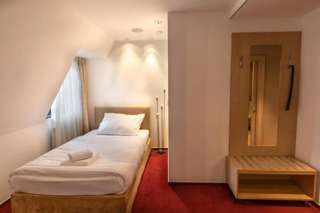Hotel Villa Necas - Chambres