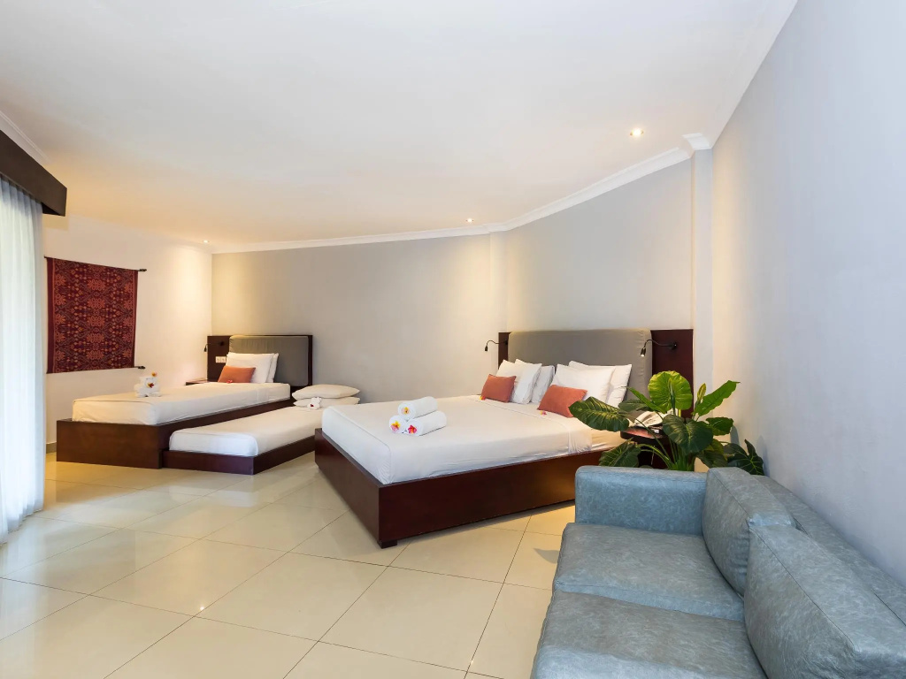 Superior Family room
