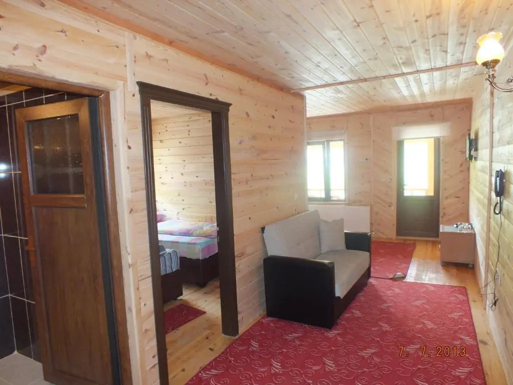 Standard Double room with balcony (full double bed)