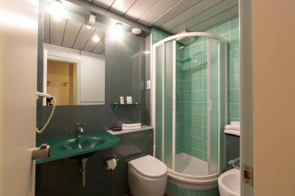 Hotel photo 34