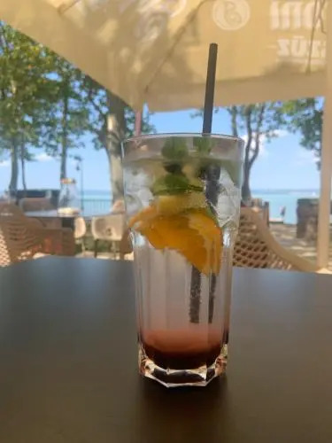 BF Hotel - фото 8