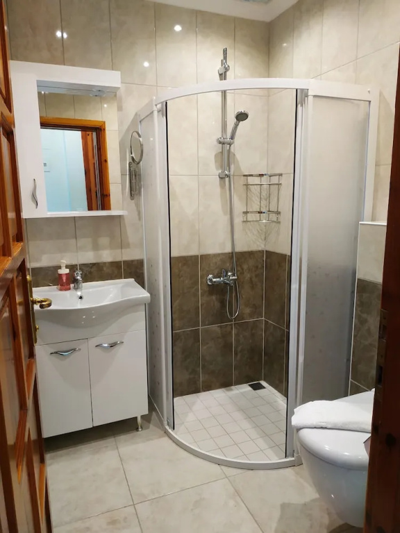 Standard Double room with balcony (full double bed)