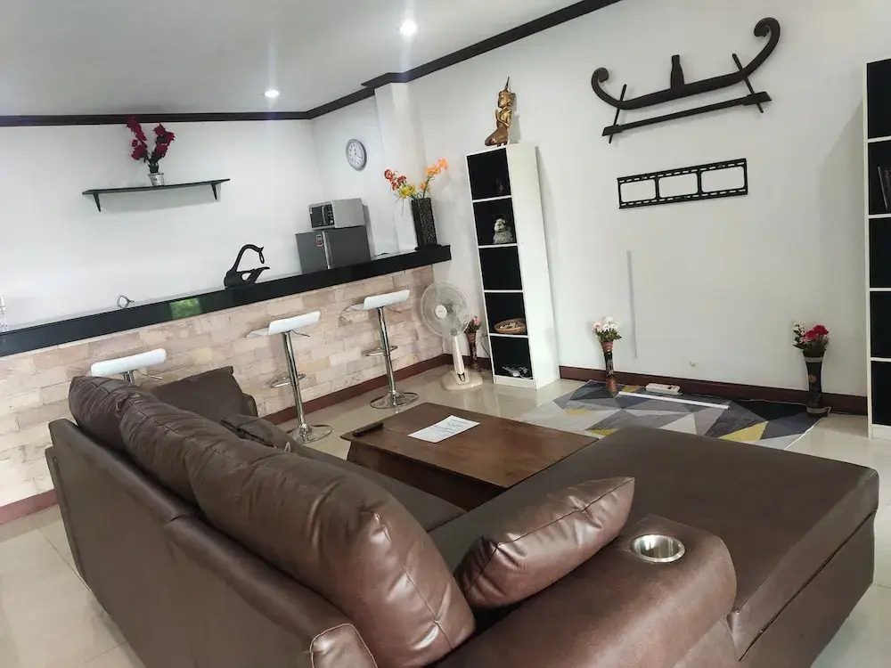 Апартаменты Дуплекс с 2 комнатами с балконом в BEA Apartment