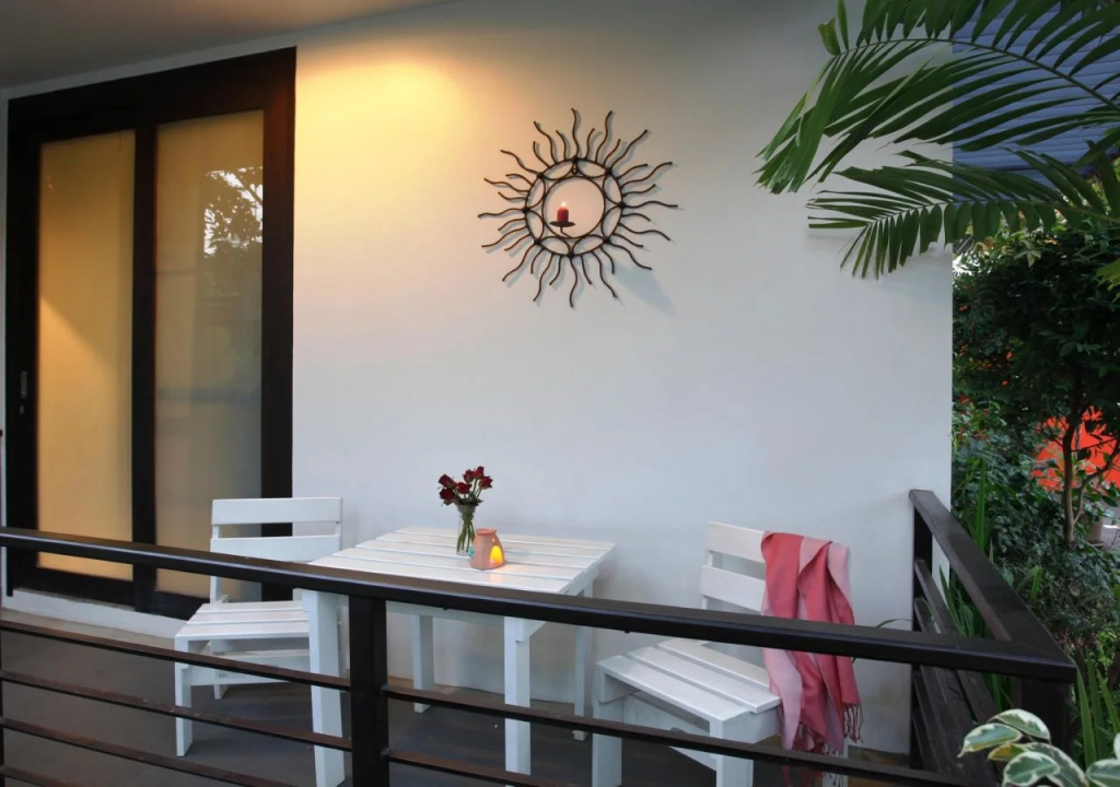 Balcony & Terrace