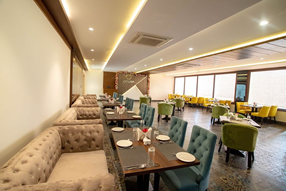 Food & Beverage