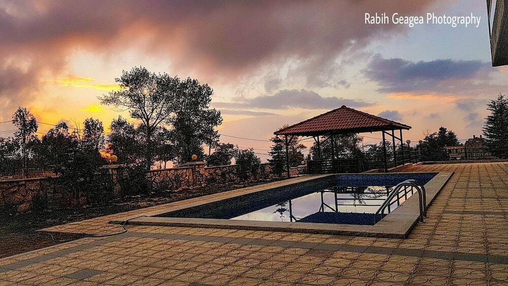 Le Notre Hotel & Ski Resort