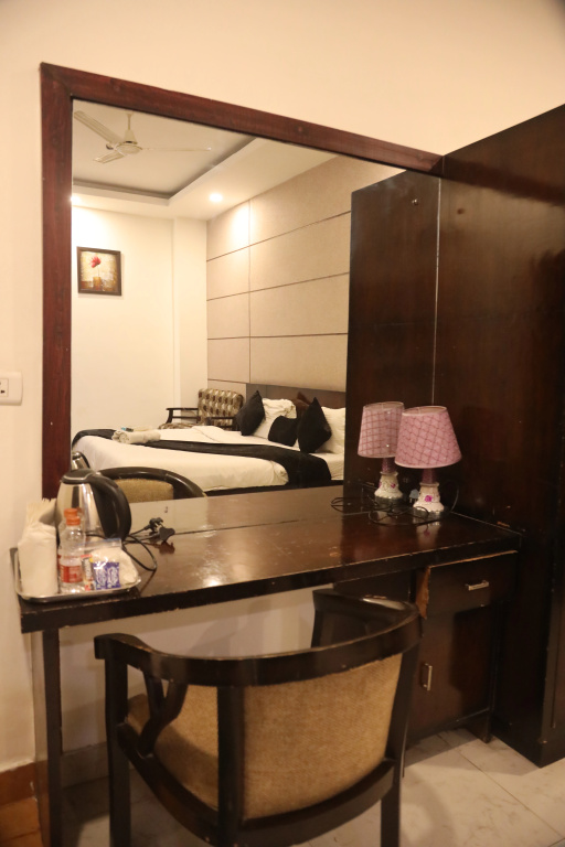 OYO 1180 Hotel Kartikay - Général