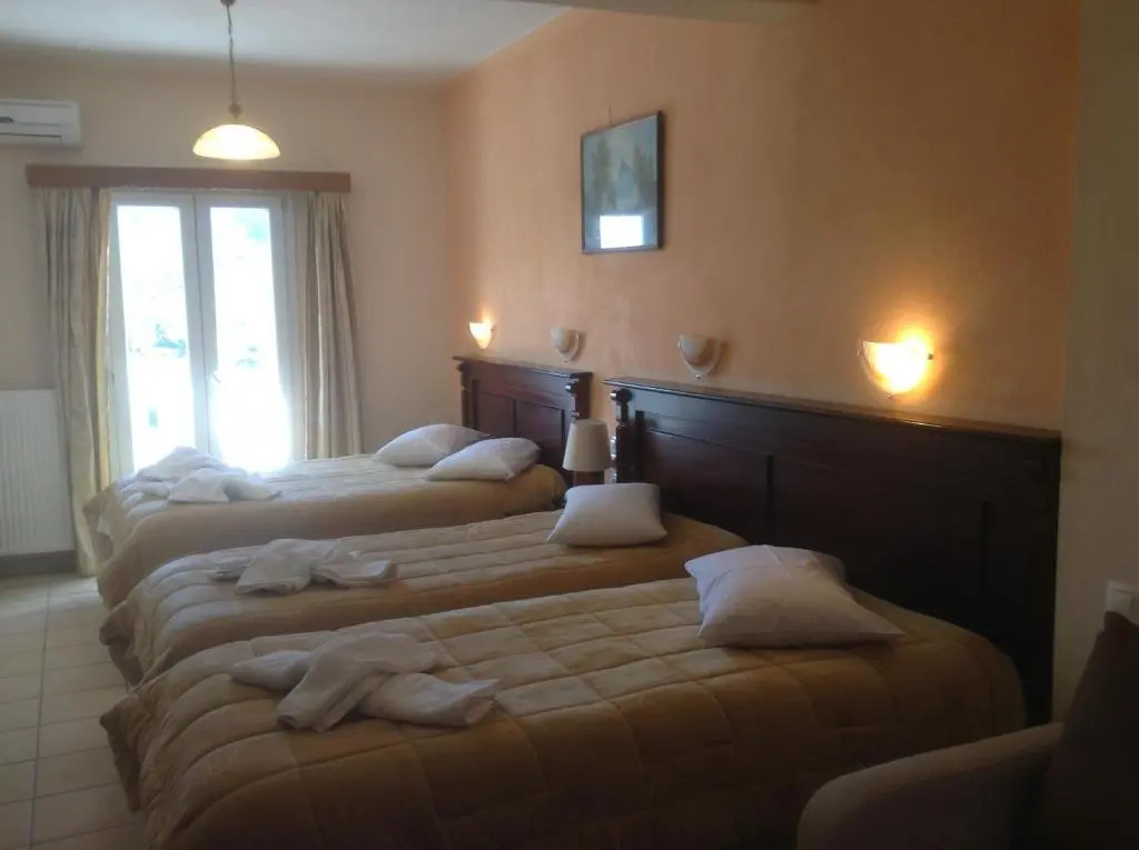 Hotel Kosta Famissi - Chambres