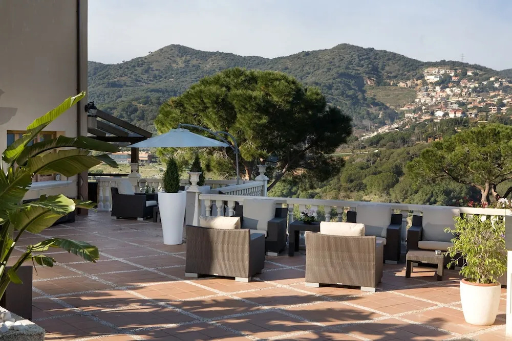 Hotel Porta D'alella