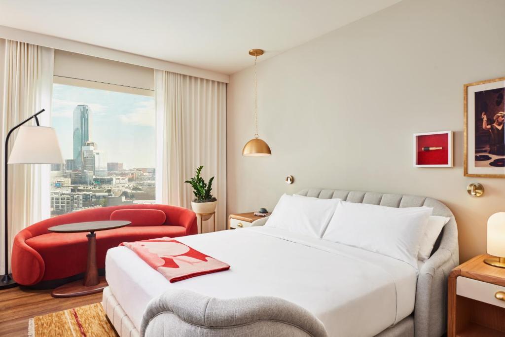 Двухместный номер Standard с видом на город двуспальная кровать в Virgin Hotels Dallas