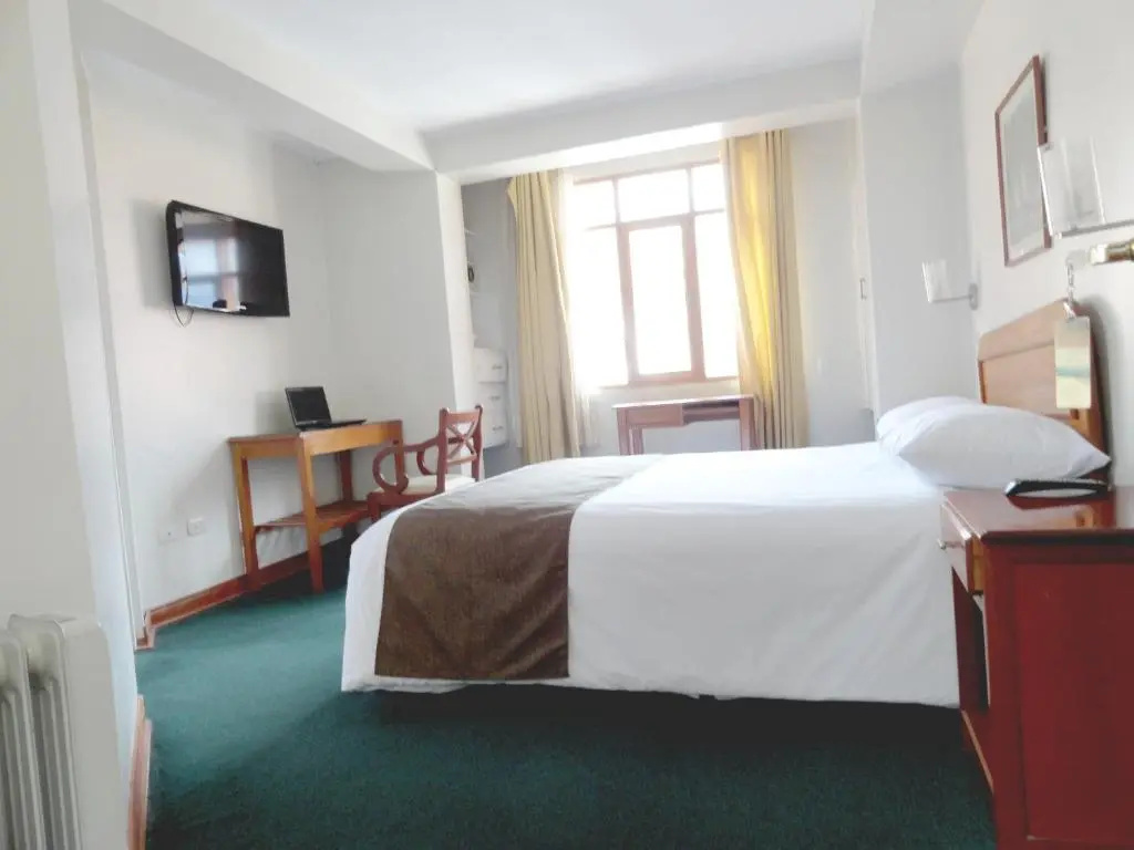 Emperador Plaza - Chambres