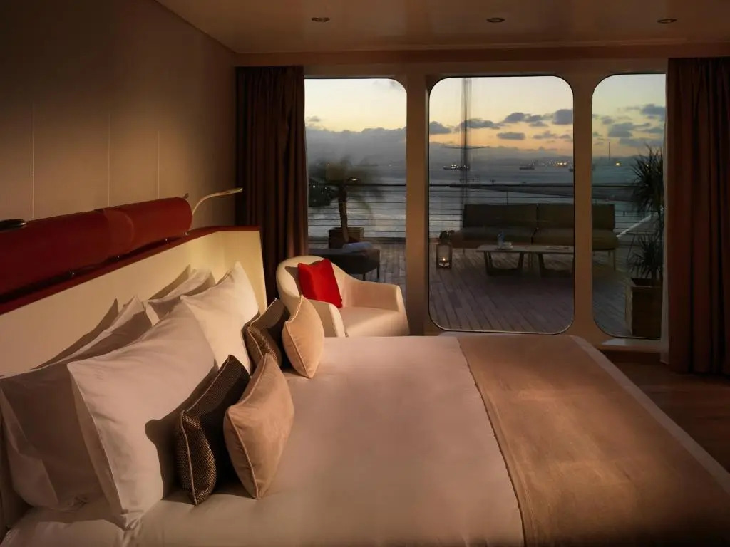 Sunborn Gibraltar Yacht Hotel Resort - фото 7