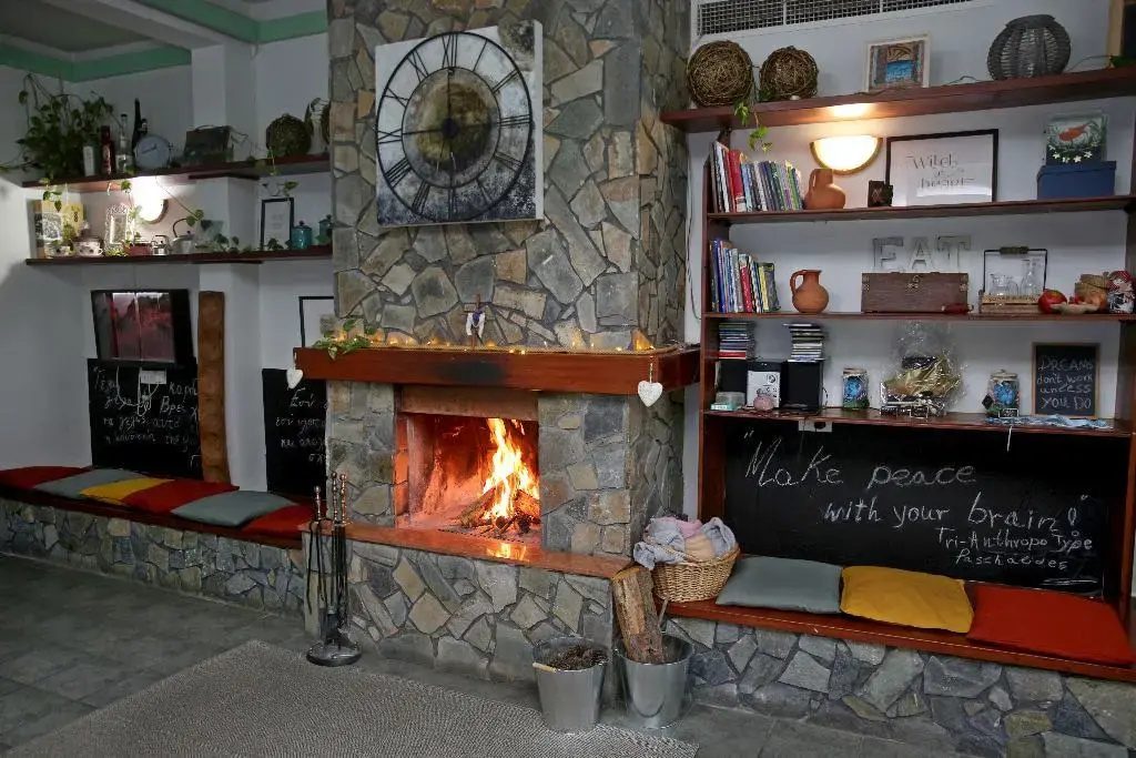 Lobby & Reception