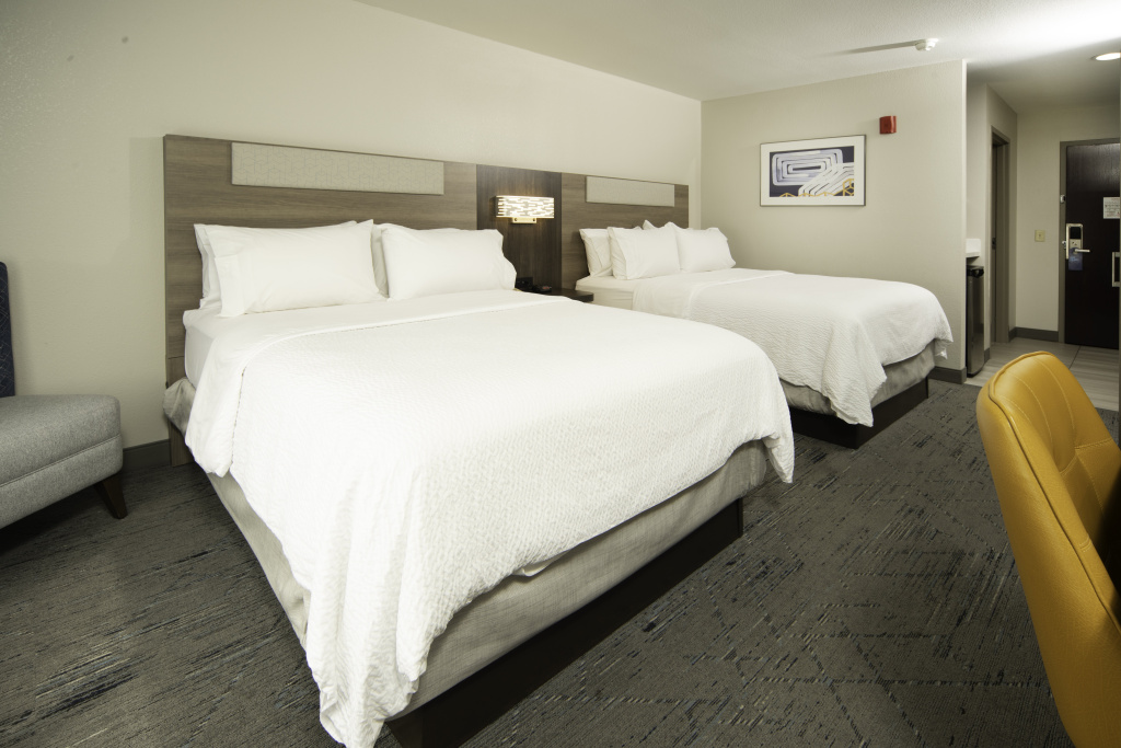 Holiday Inn Express Hotel and Suites St. Charles by IHG - Général