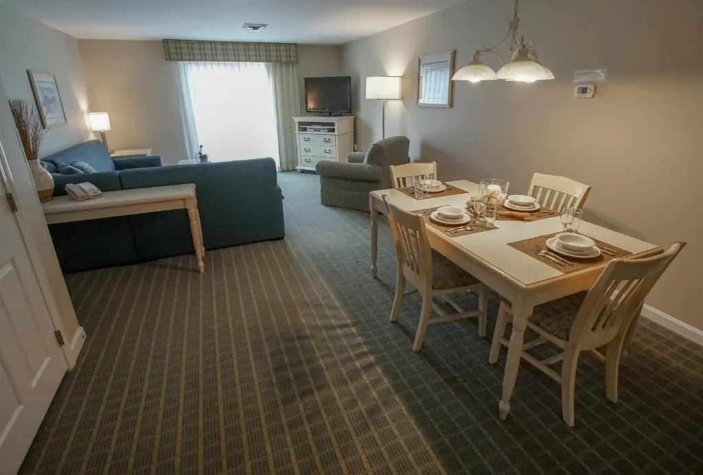 2 Bedrooms Suite