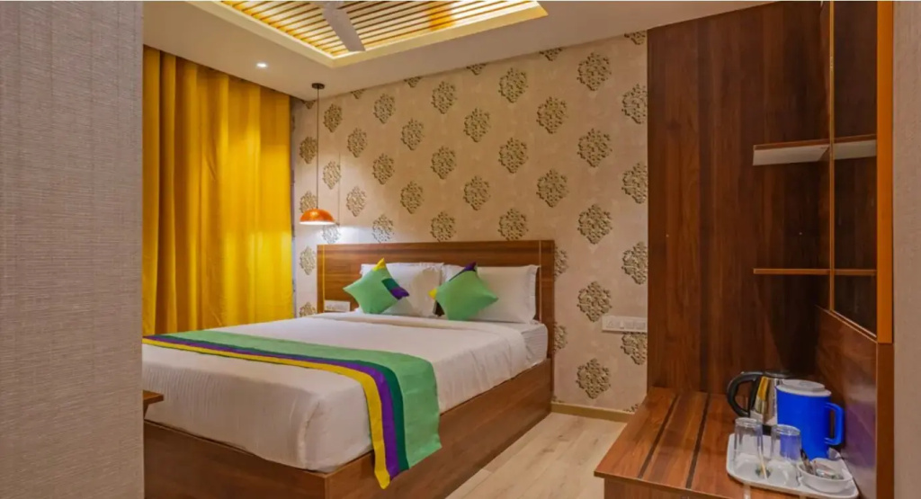 Economy room