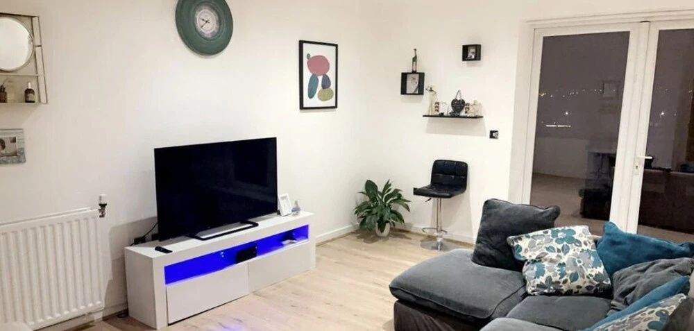 Immaculate 3-bed Apartment in Barking