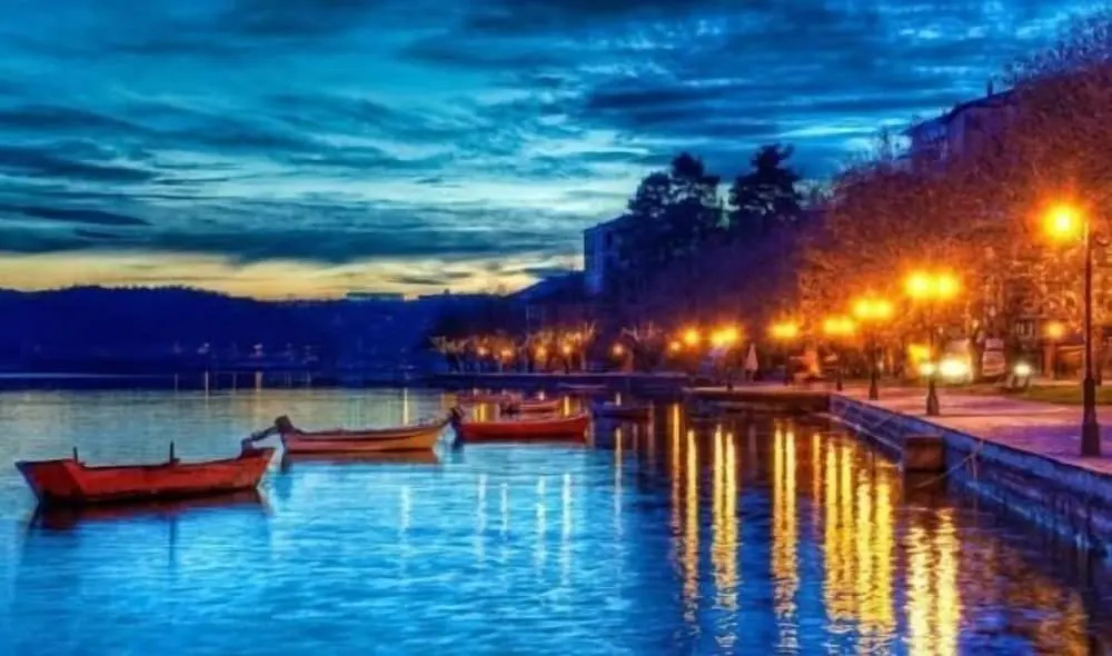 Beach & Waterfront