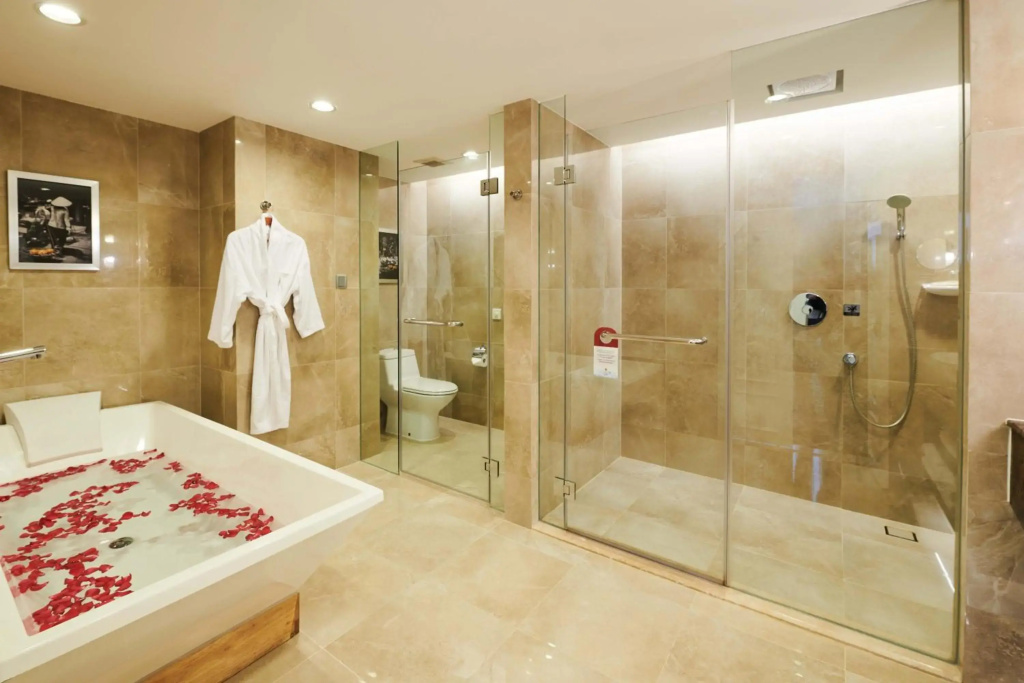 Eastin Grand Hotel Saigon - фото 9