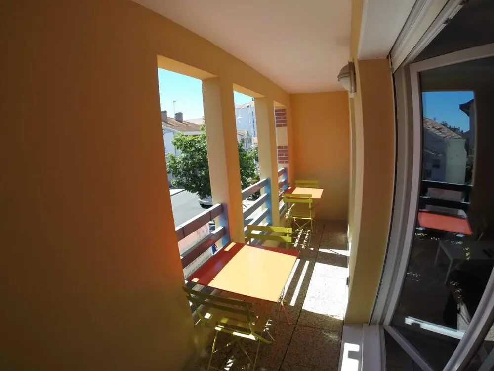 Balcony & Terrace