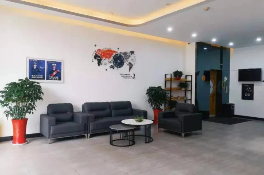 Lobby & Reception