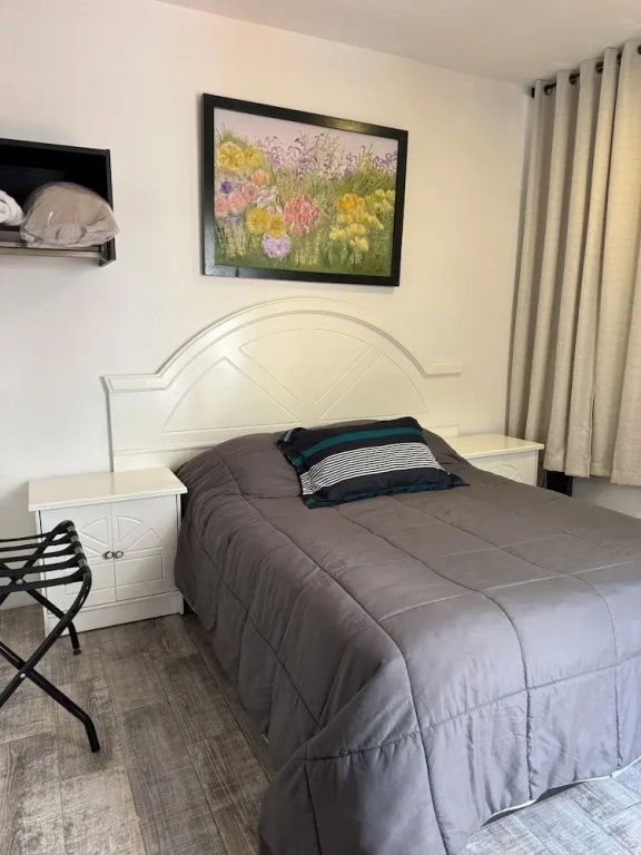 Economy Double room with courtyard view (full double bed)