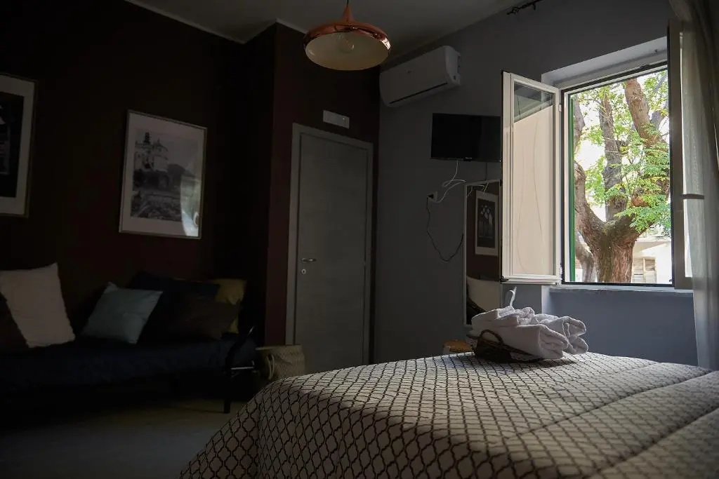 Comfort room