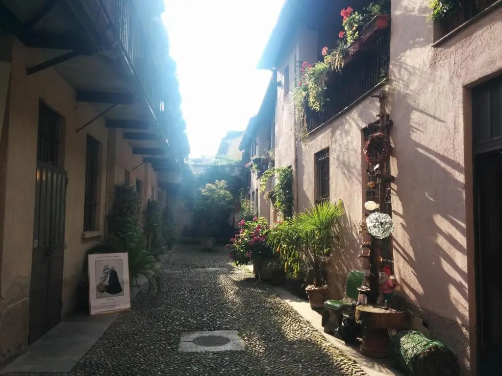 Charming Navigli - Photo 1