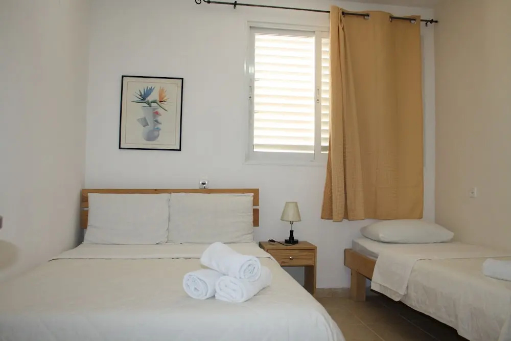 Classic Double room (full double bed)