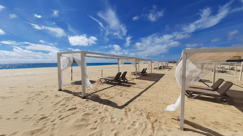 Beach & Waterfront