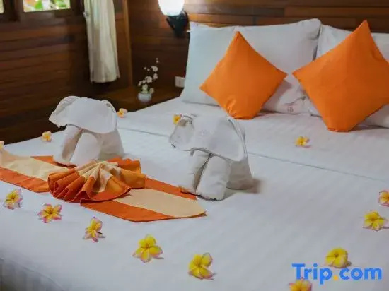 Superior Double Bungalow (full double bed)