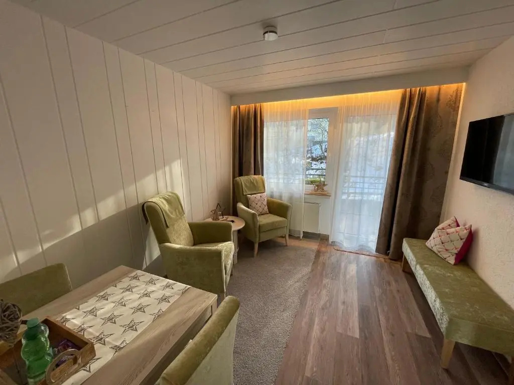 1 Bedroom Apartment with balcony